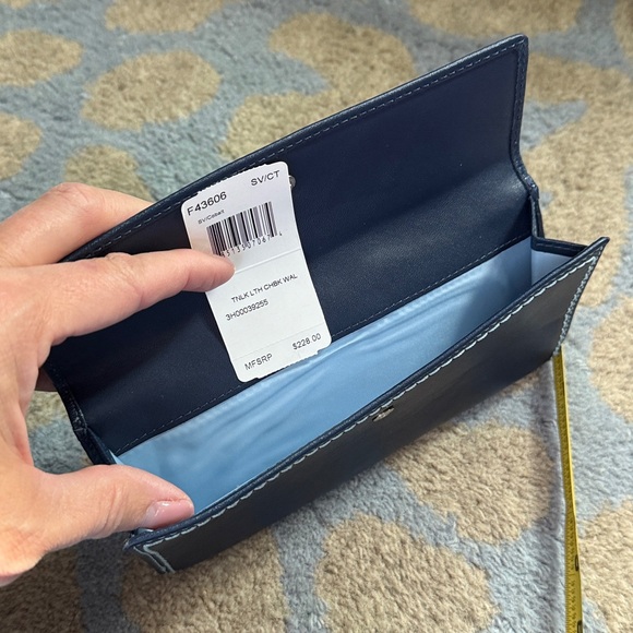 Coach Navy Leather Wallet with light grey Stitching - Picture 6 of 7